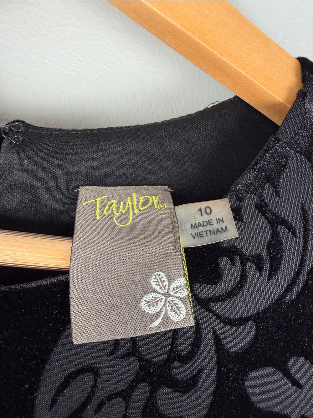 Taylor Whimsigoth Witchy Dark Romantic Black Velvet Burnout Dress Size 10 - Picture 2 of 8